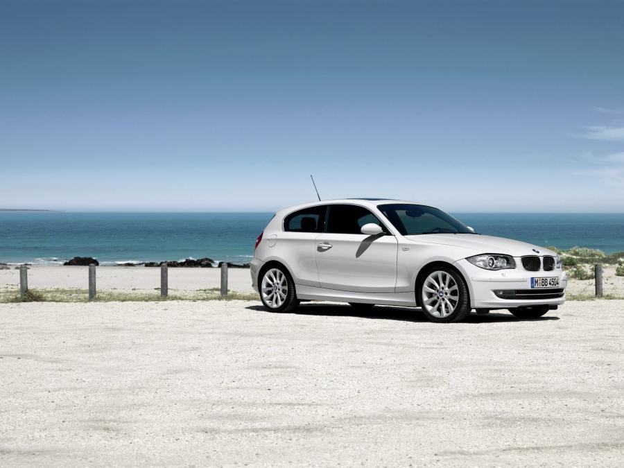  BMW 120i 3-Door 2007 года  (фото 40 из 70)